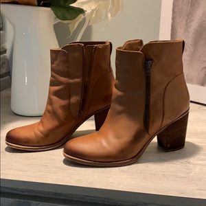 Naturalizer Booties